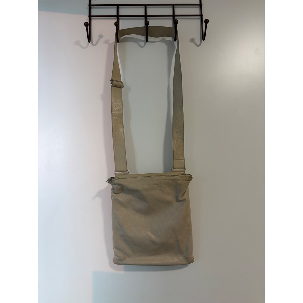 Rudsak Beige Genuine Leather Crossbody Bag Messenger Slim Zip Top 10x11